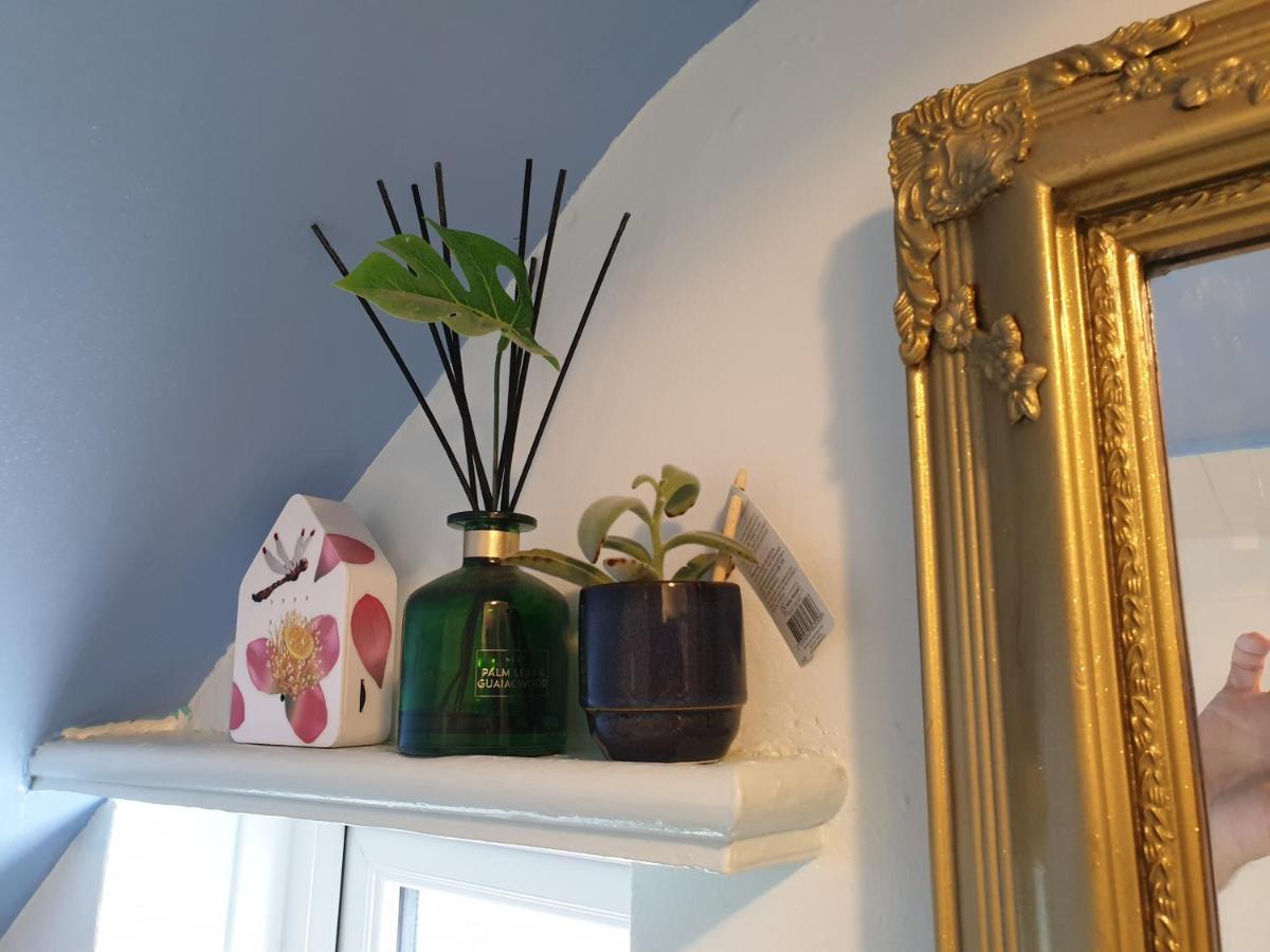 Lotus Pod House Homestay Horsell Eksteriør bilde