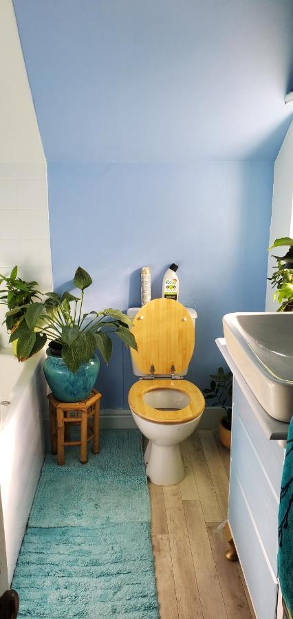 Lotus Pod House Homestay Horsell Eksteriør bilde