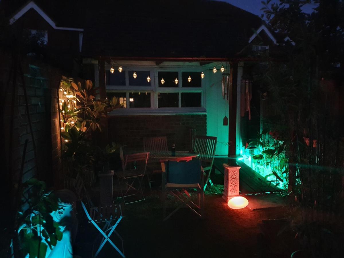 Lotus Pod House Homestay Horsell Eksteriør bilde